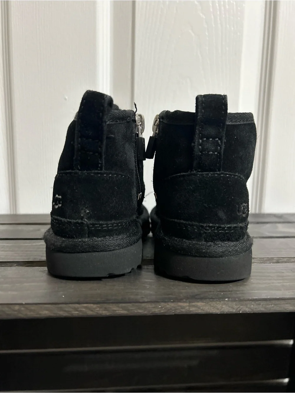 Ugg Toddler Black Suede Boots W/ Side Zip Size 6
